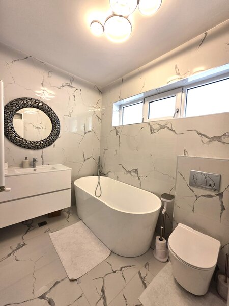 Sector 4, Apartament 3 camere premium-2 locuri parcare Strada Actiunii